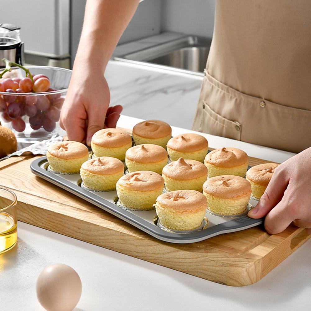 Teglia in silicone per muffin, - Kitchen Essentials Baking Tray recensione e prezzo
